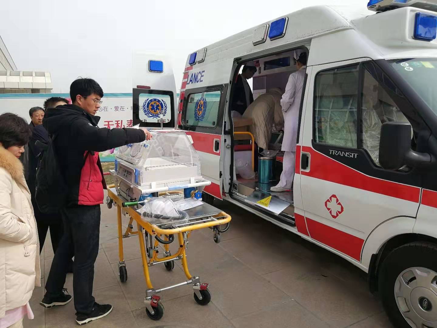 崇信县救护车转院